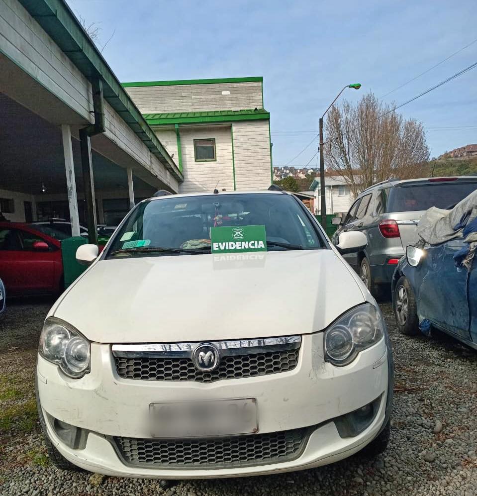 Detienen a dos sujetos por robo de madera en Alto La Paloma