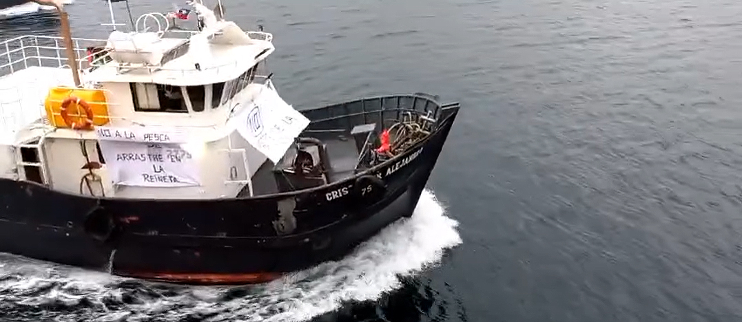 Pescadores de la región de Los Lagos se mantienen en “estado de alerta” tras finalizar bloqueo en el Canal de Chacao