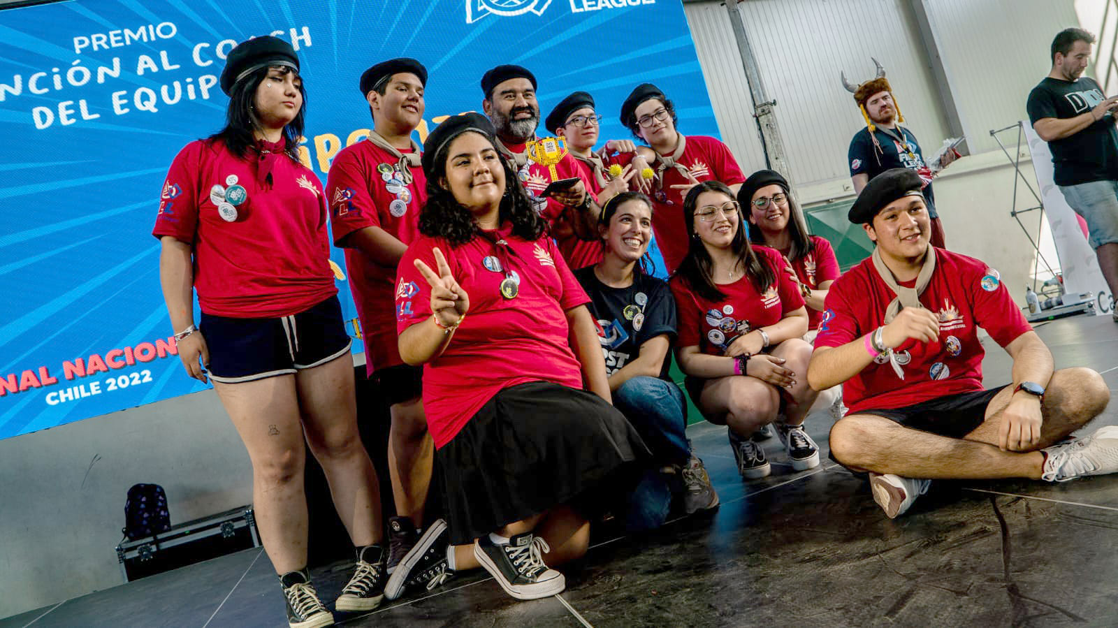 Profesores de Palena participarán en Gira Presidencial en Emiratos Árabes Unidos