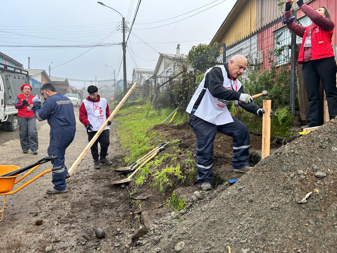 Teletón realiza reparaciones y mejoras en 15 hogares de familias castreñas