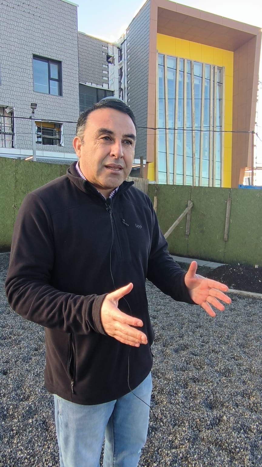 Retrasos en la entrega del nuevo hospital comunitario de Queilen provoca preocupación