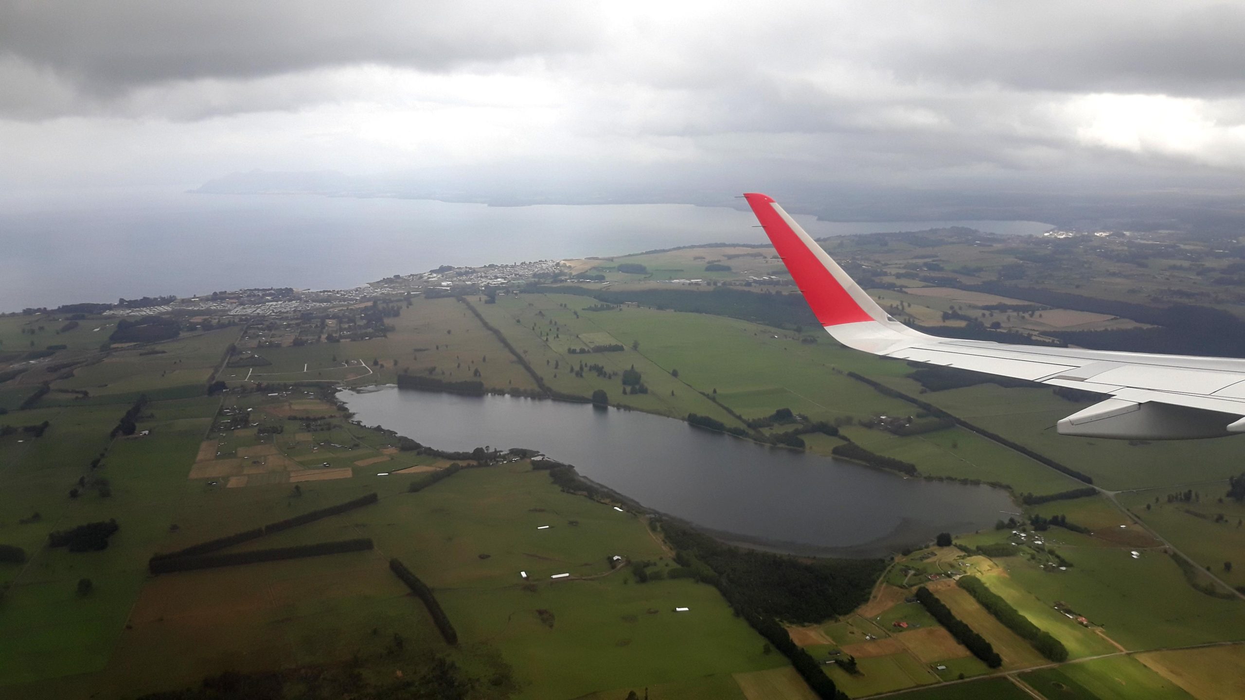 Avión que viajaba hoy desde Santiago no pudo aterrizar en el aeropuerto El Tepual