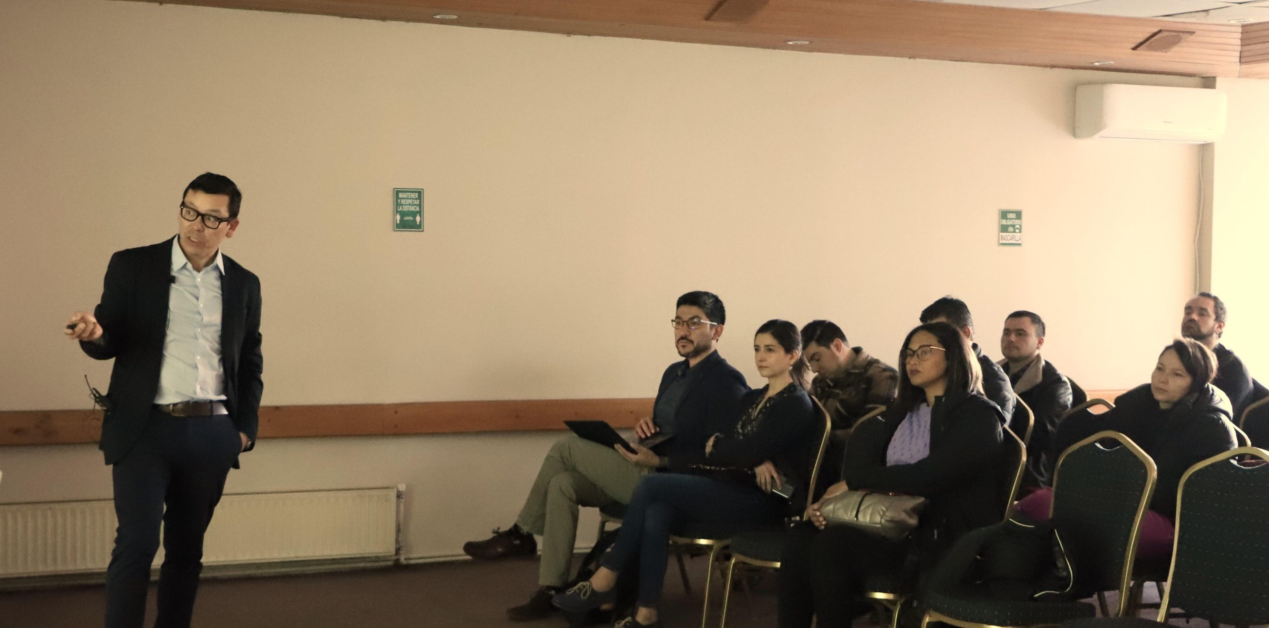 Médicos de Atención Primaria de Salud se capacitan en diagnóstico Dermatoscópico