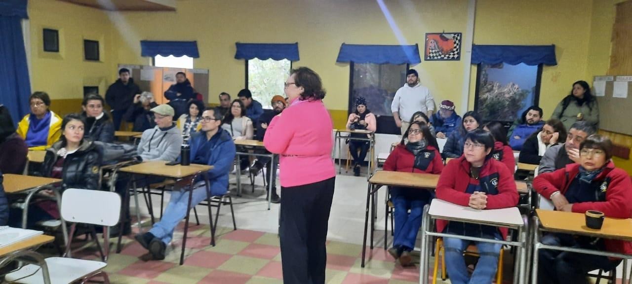 Osorno: Con éxito se realizó el taller de convivencia escolar en el liceo Carmela Carvajal de Pratt