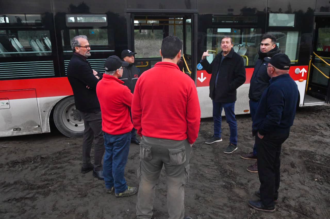 Puerto Montt: autoridades realizaron visita técnica a futuro electroterminal de buses