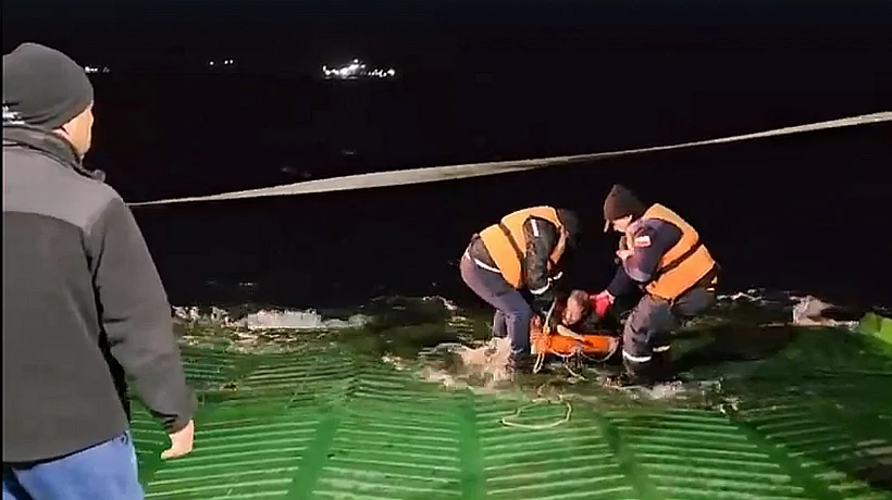 Rescate en el canal de Chacao: Armada investiga a adulto mayor que cayó al mar