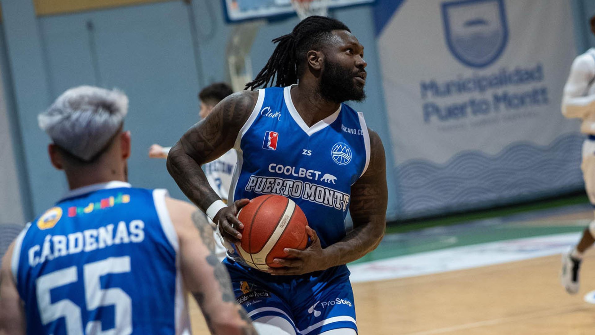 Puerto Montt Básquetbol acaricia el ascenso tras doble golpe a Boston College