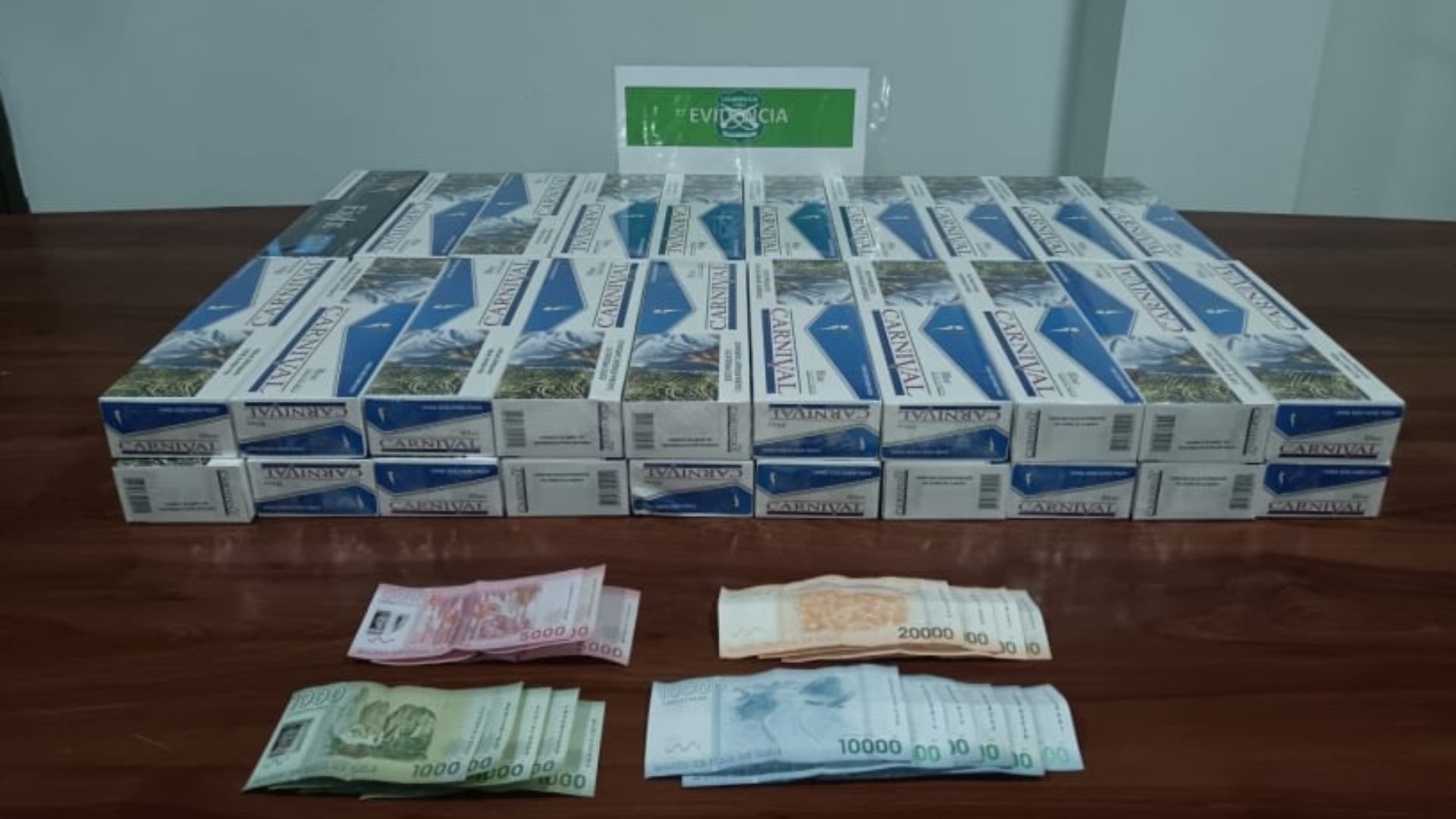 Cae mujer con casi 4 mil cajetillas de cigarrillos ilegales en Alerce