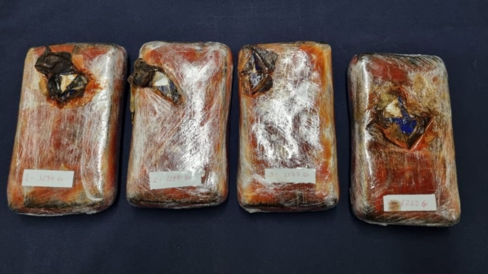 Colombiano queda en prisión preventiva tras decomiso de más de cinco kilos de cocaína en Chaitén