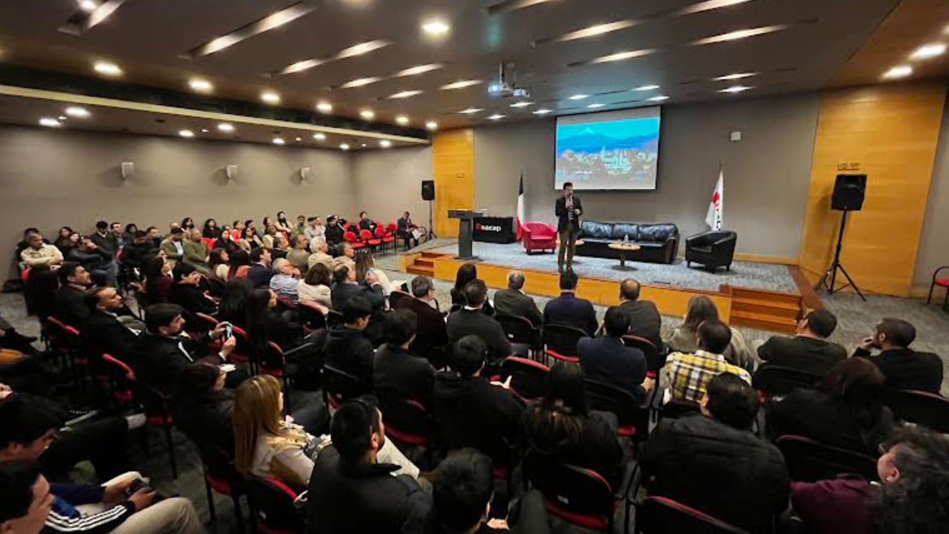 INACAP Puerto Montt y Consejo Productivo Regional impulsan seminario “Motor Económico Los Lagos: Talento TP que Transforma”
