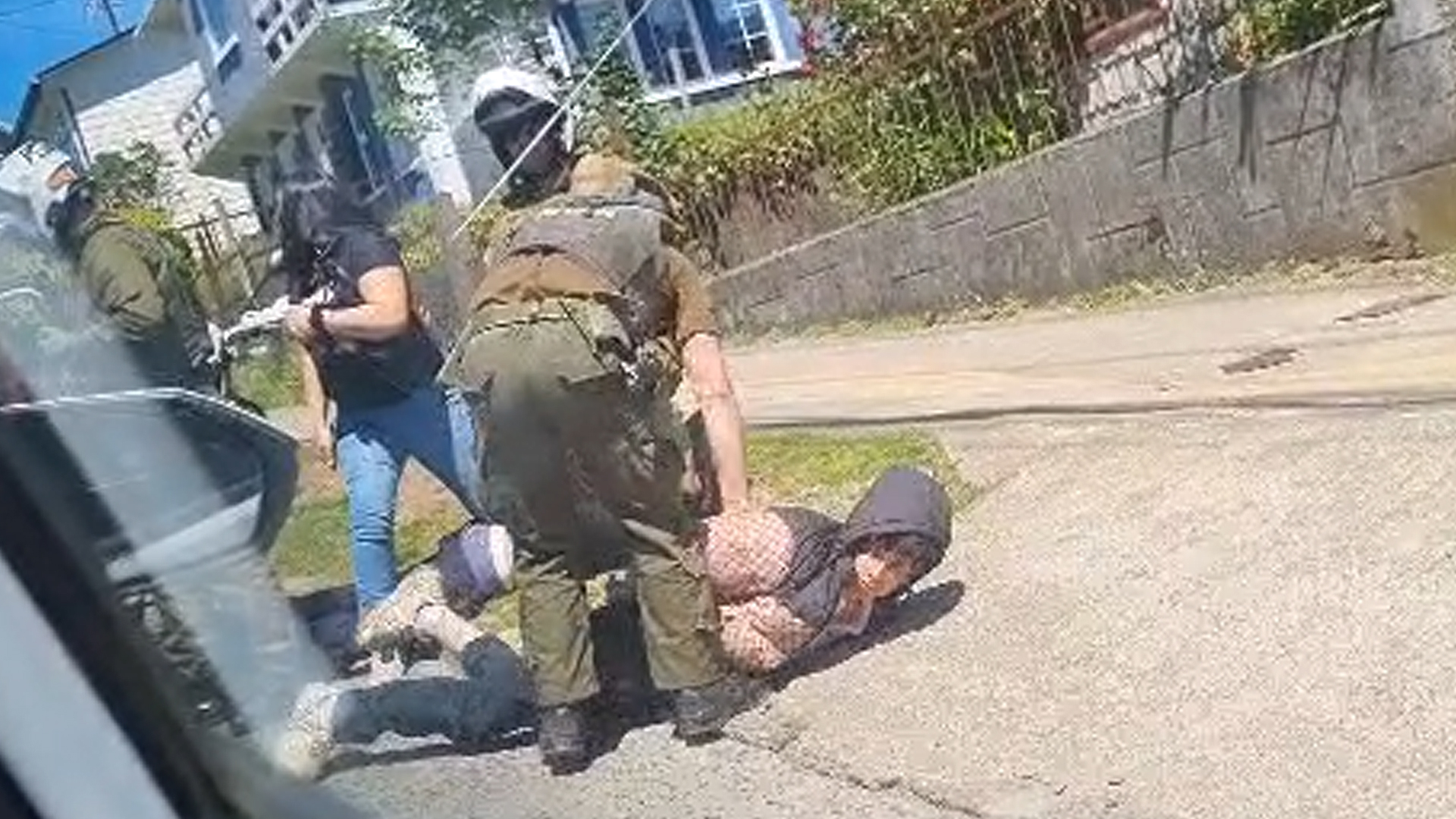 Detienen a joven tras violento asalto armado en supermercado de Ancud