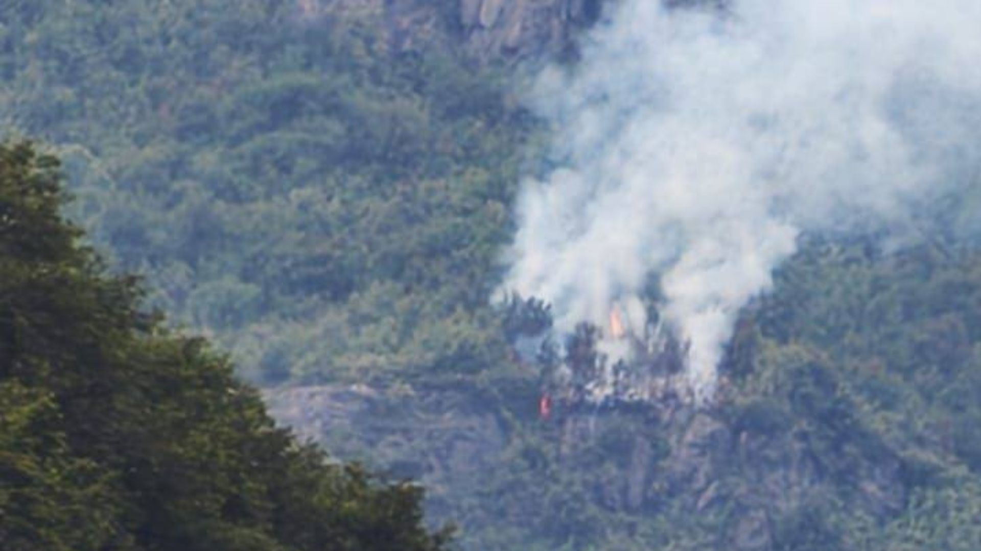 Alerta Roja en Futaleufú por incendio forestal originado tras tormenta eléctrica