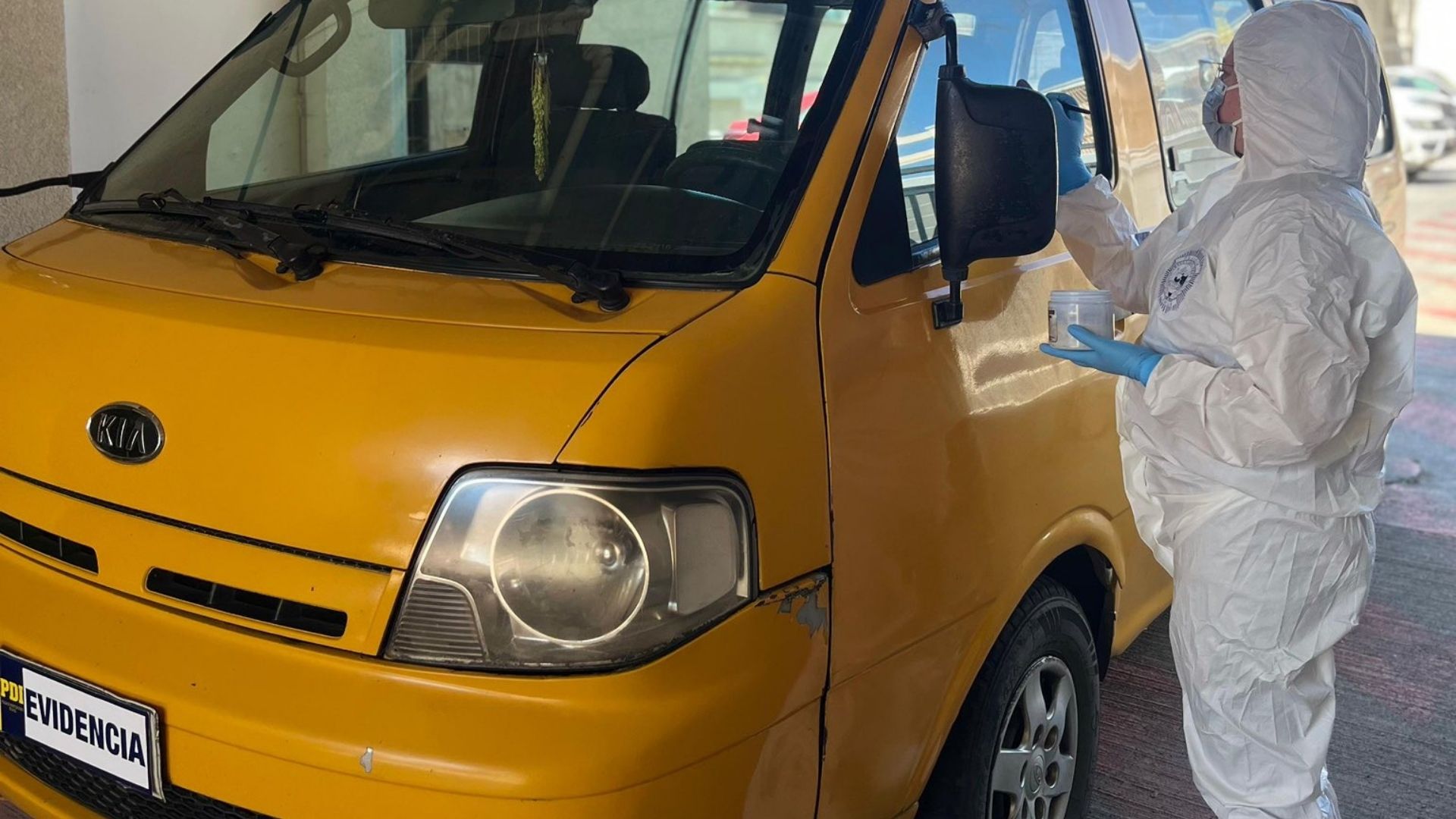 PDI localiza furgón robado en Osorno tras diligencias investigativas