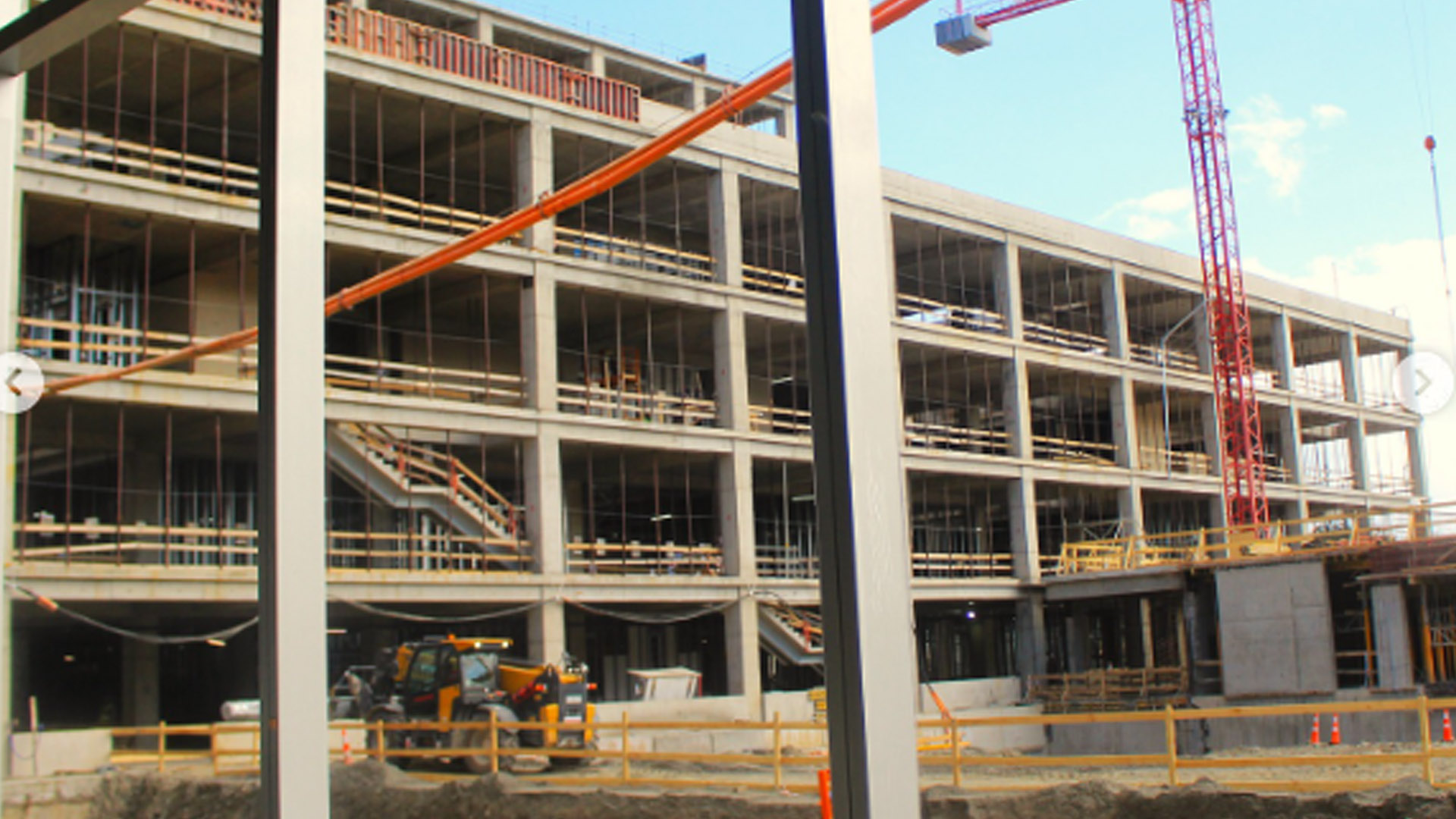Autoridades supervisan avance de construcción del Hospital de Puerto Varas