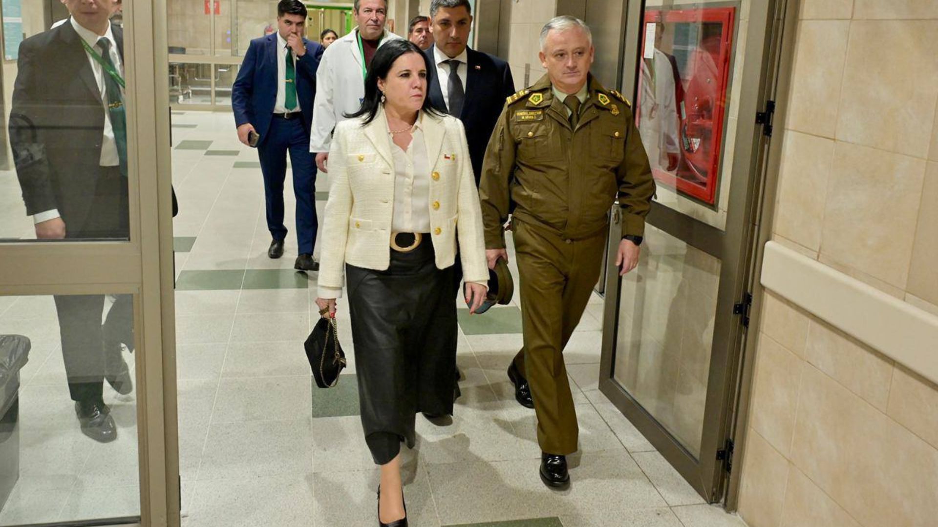 Video revela momentos previos al ataque que dejó grave a carabinero en Puerto Varas