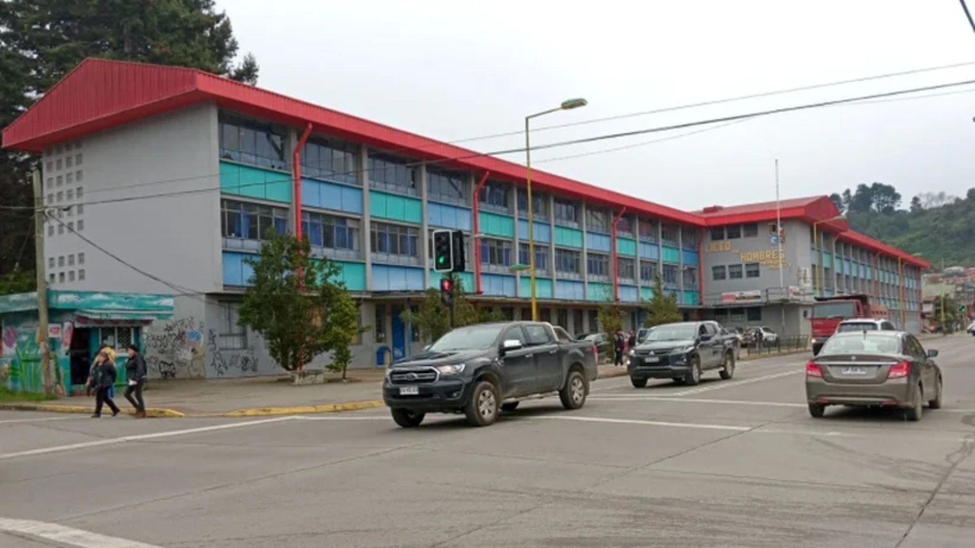 Investigan amenaza de tiroteo en liceo de Puerto Montt