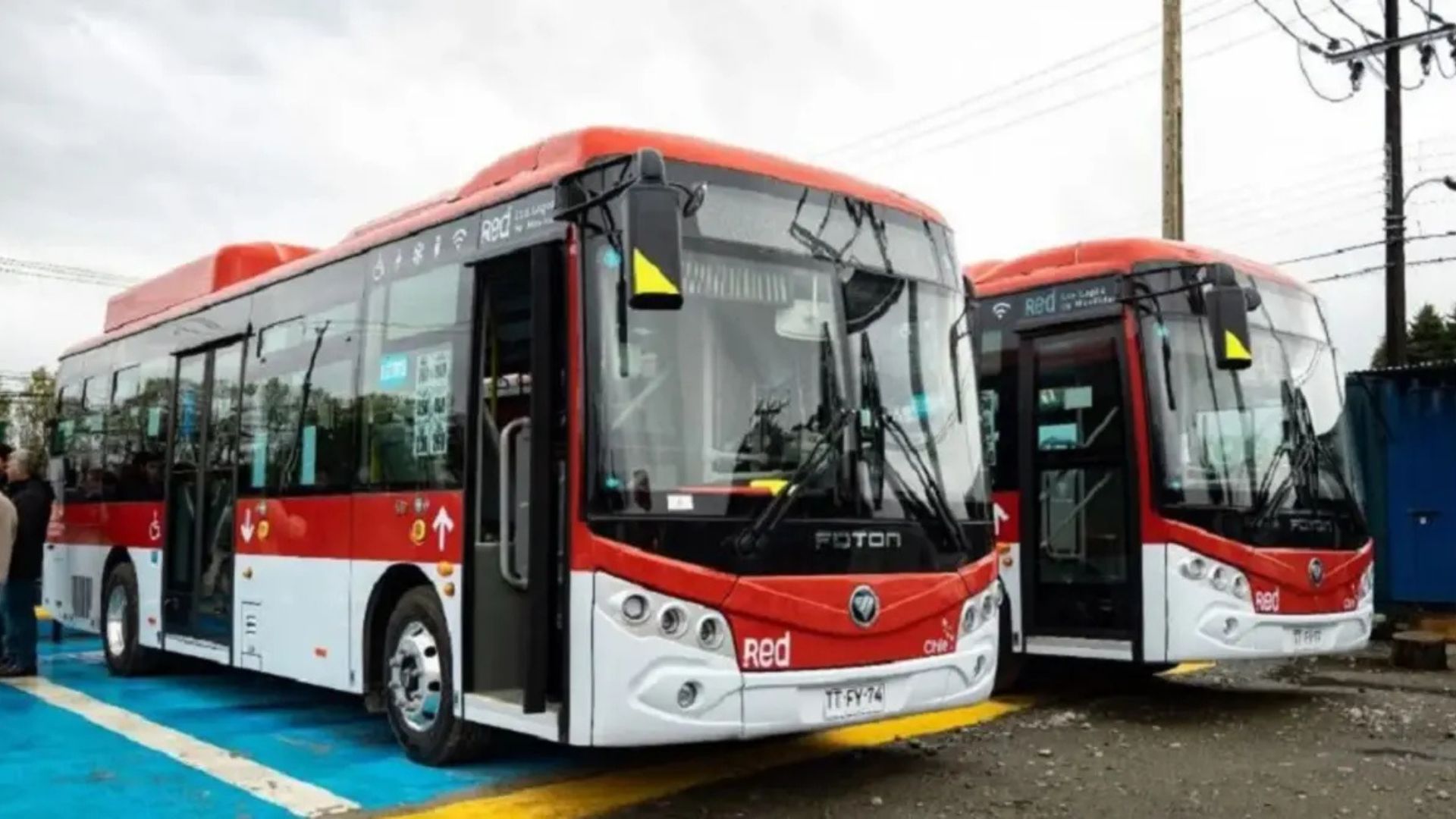 Impulsan renovación de buses con millonario programa en Los Lagos