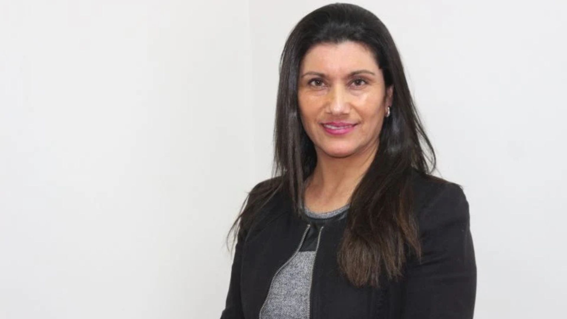 Patricia Dinamarca niega publicaciones y denuncia sabotaje informático