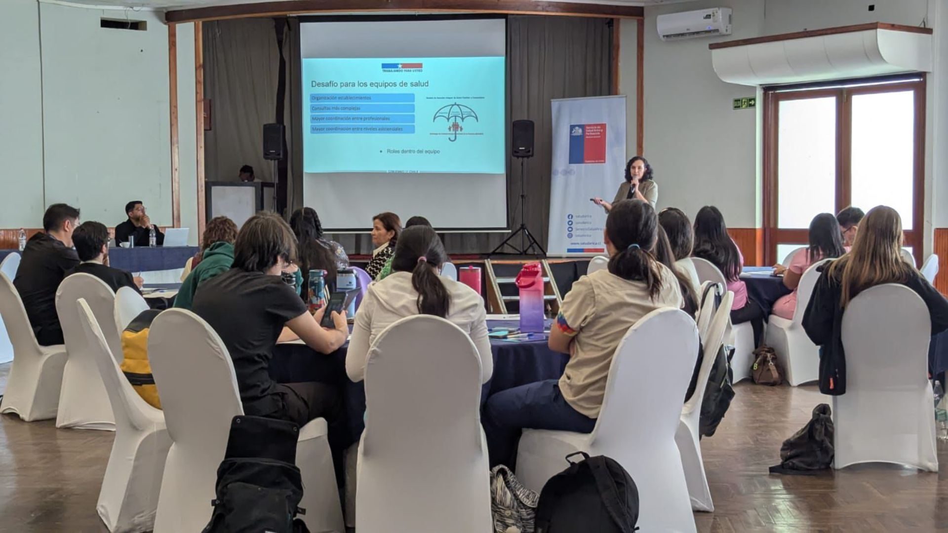 Especialista del Servicio de Salud Chiloé comparte experiencia en Arica para fortalecer estrategia de cuidado integral