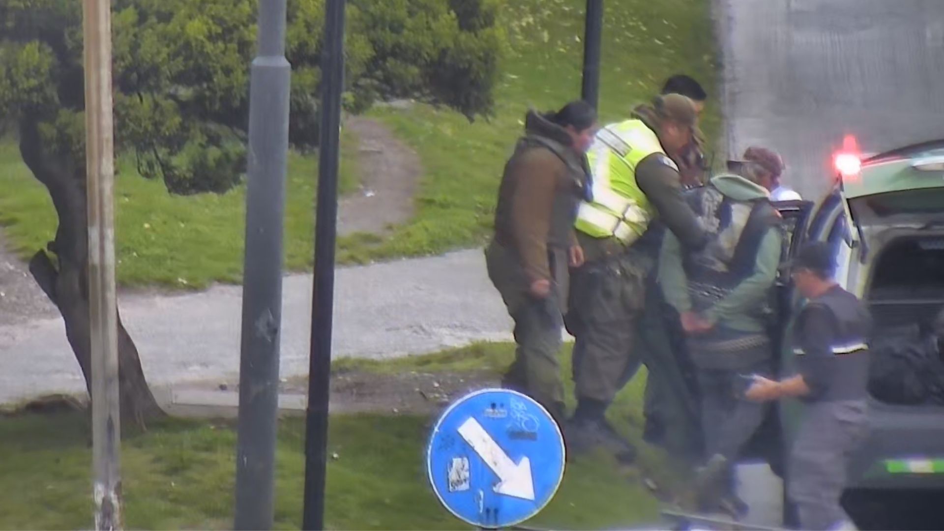 Detienen a limpiador de vidrios informal tras amenazar a personal policial en Puerto Montt