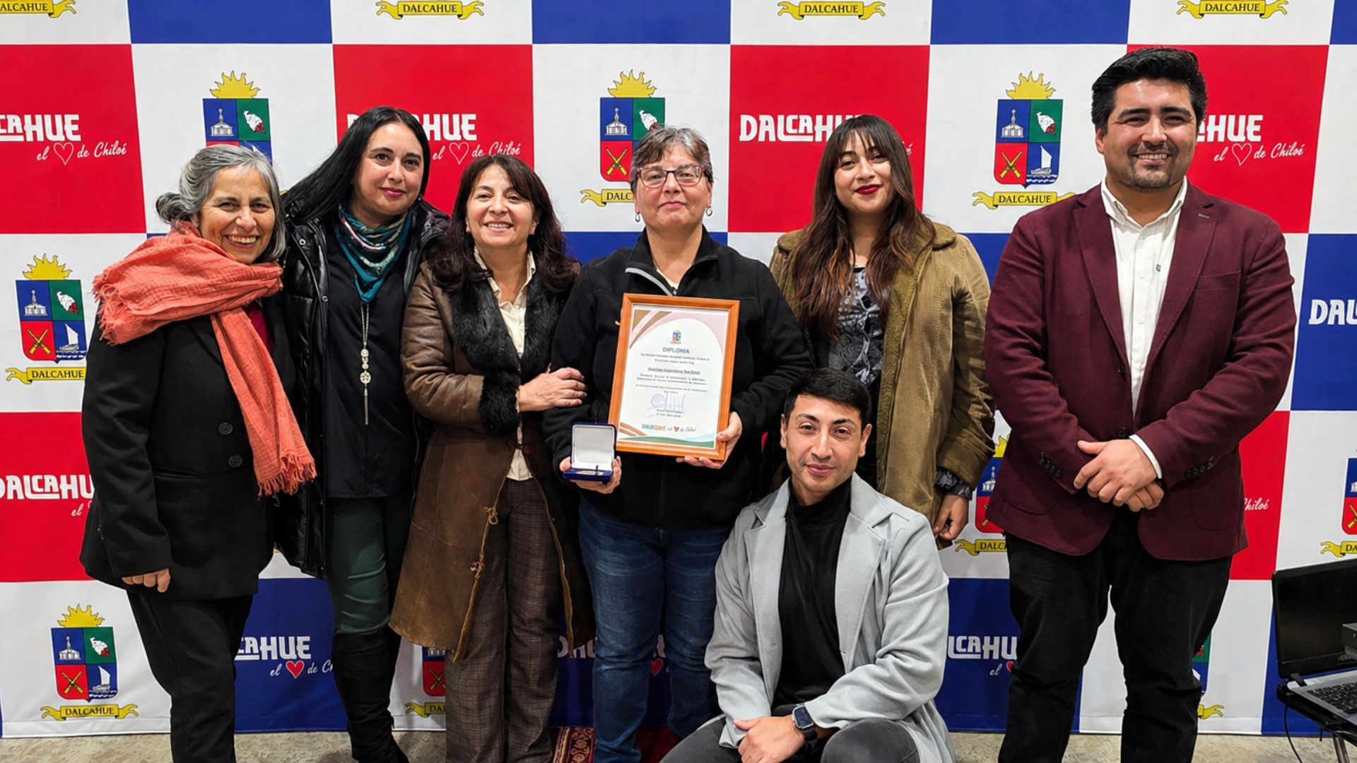 Dalcahue reconoce a sus trabajadores y refuerza alianza público-privada para el desarrollo local