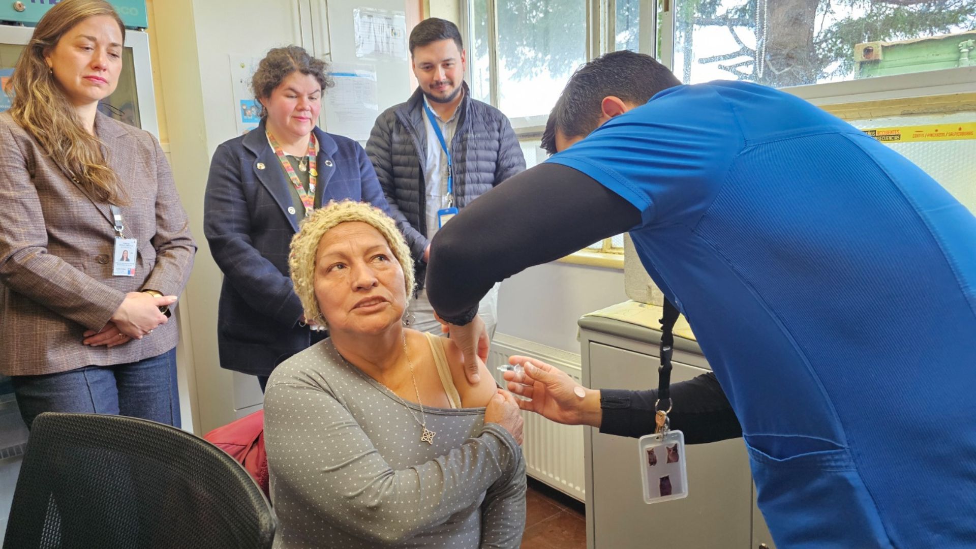 Refuerzan llamado a vacunarse en Chiloé ante alza de virus respiratorios