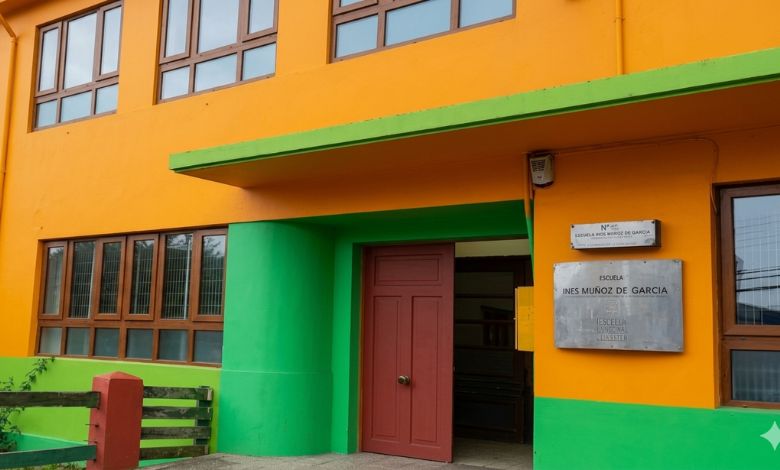 Graves fallas sanitarias obligan al cierre de recintos educacionales en Chiloé