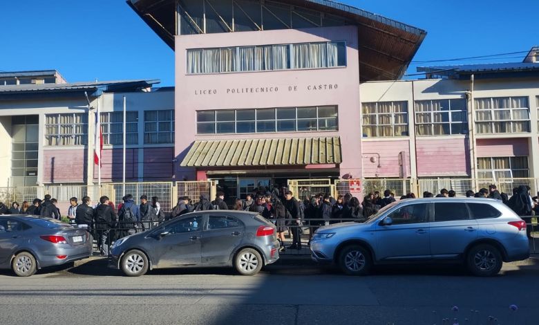 Cinco estudiantes fueron derivados al hospital tras emergencia sanitaria en liceo de Castro