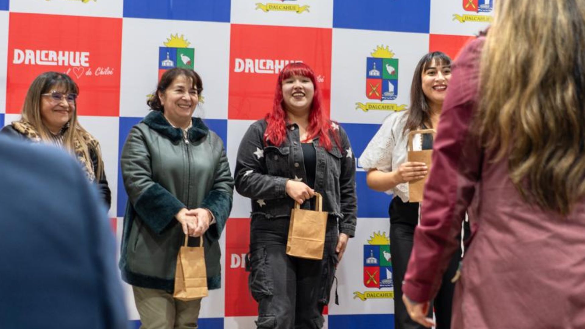 Dalcahue entrega Becas Municipales 2026 y compromete aumento de recursos para 2027