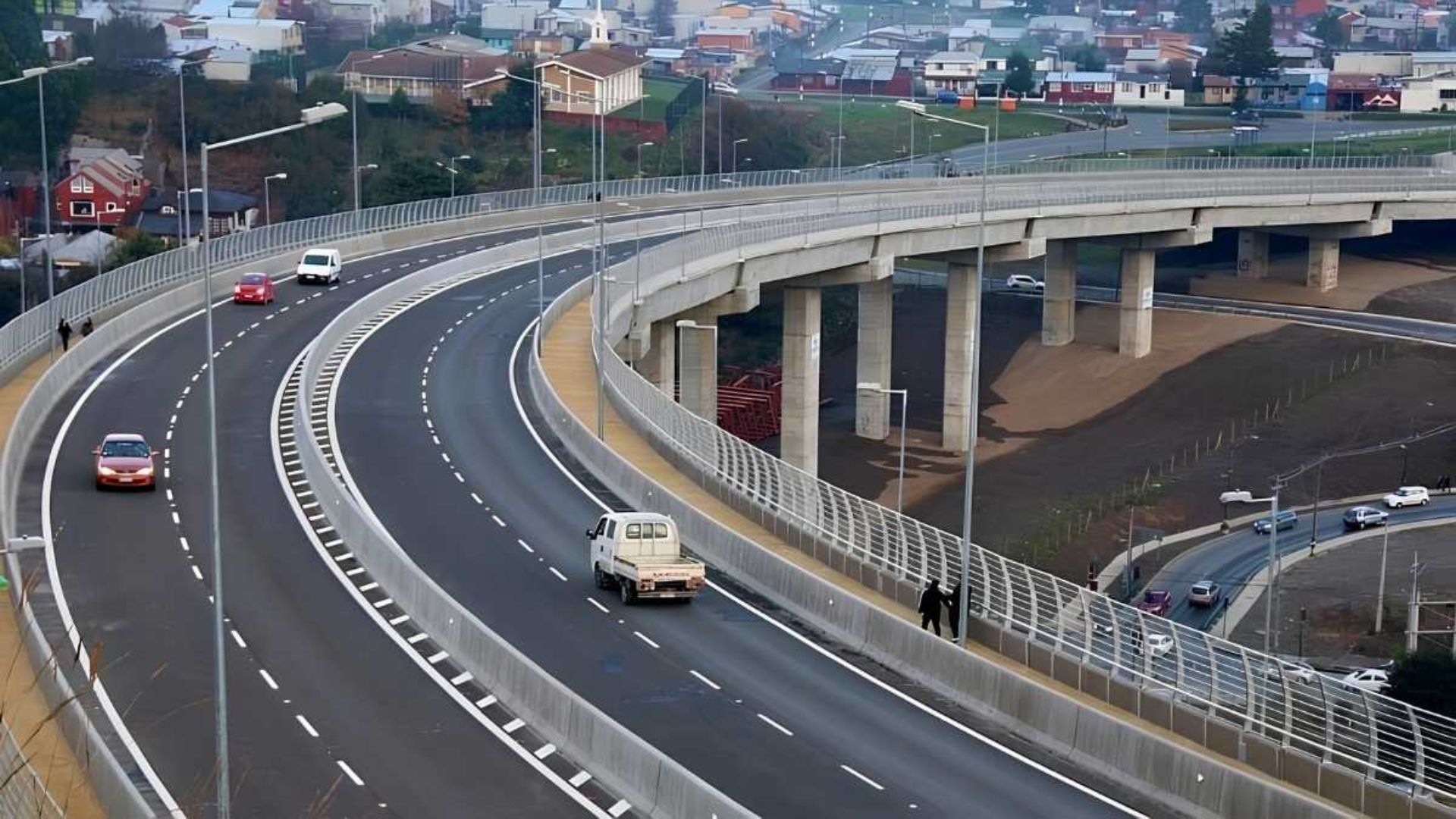 Puerto Montt impulsa proyecto para habilitar espacio deportivo bajo el viaducto Fourcade