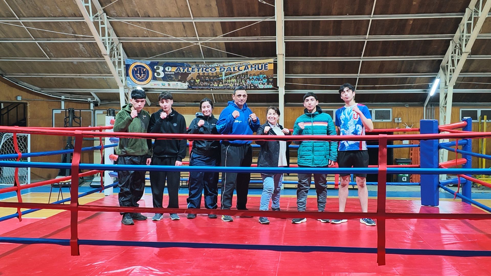 ¡Dalcahue respira boxeo!: La comuna estrenará ring propio con un gran evento internacional