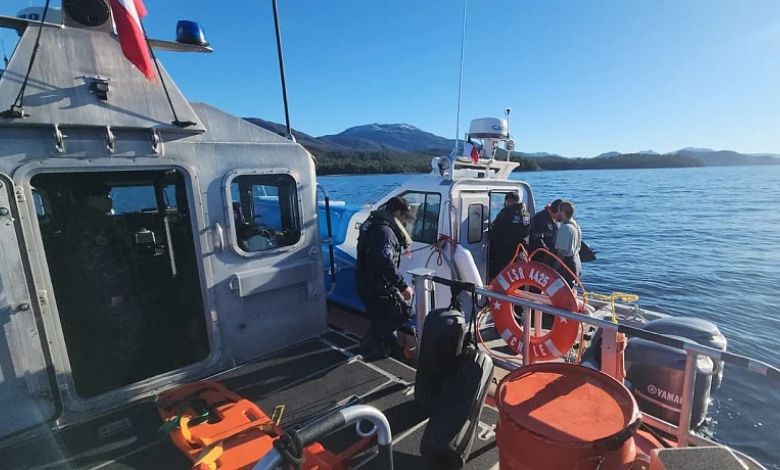 Investigan muerte de buzo mariscador de 27 años durante faenas en centro de cultivo en Aysén