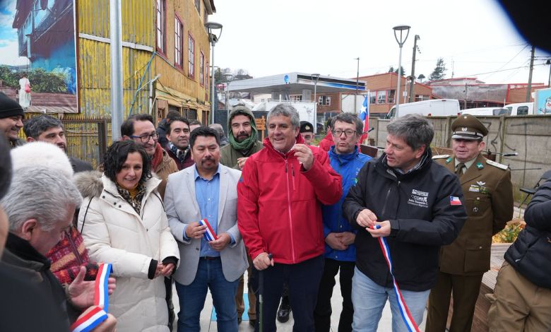 Ancud inaugura renovados espacios públicos en Chacao, Quetalmahue y sector centro con inversión cercana a los $300 millones