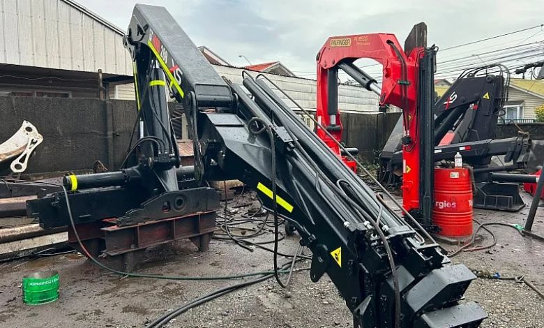 PDI recupera tres grúas pluma robadas mediante estafa en Puerto Montt