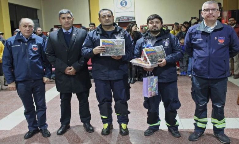 Bomberos de Puerto Montt regresaron tras misión de rescate en Venezuela