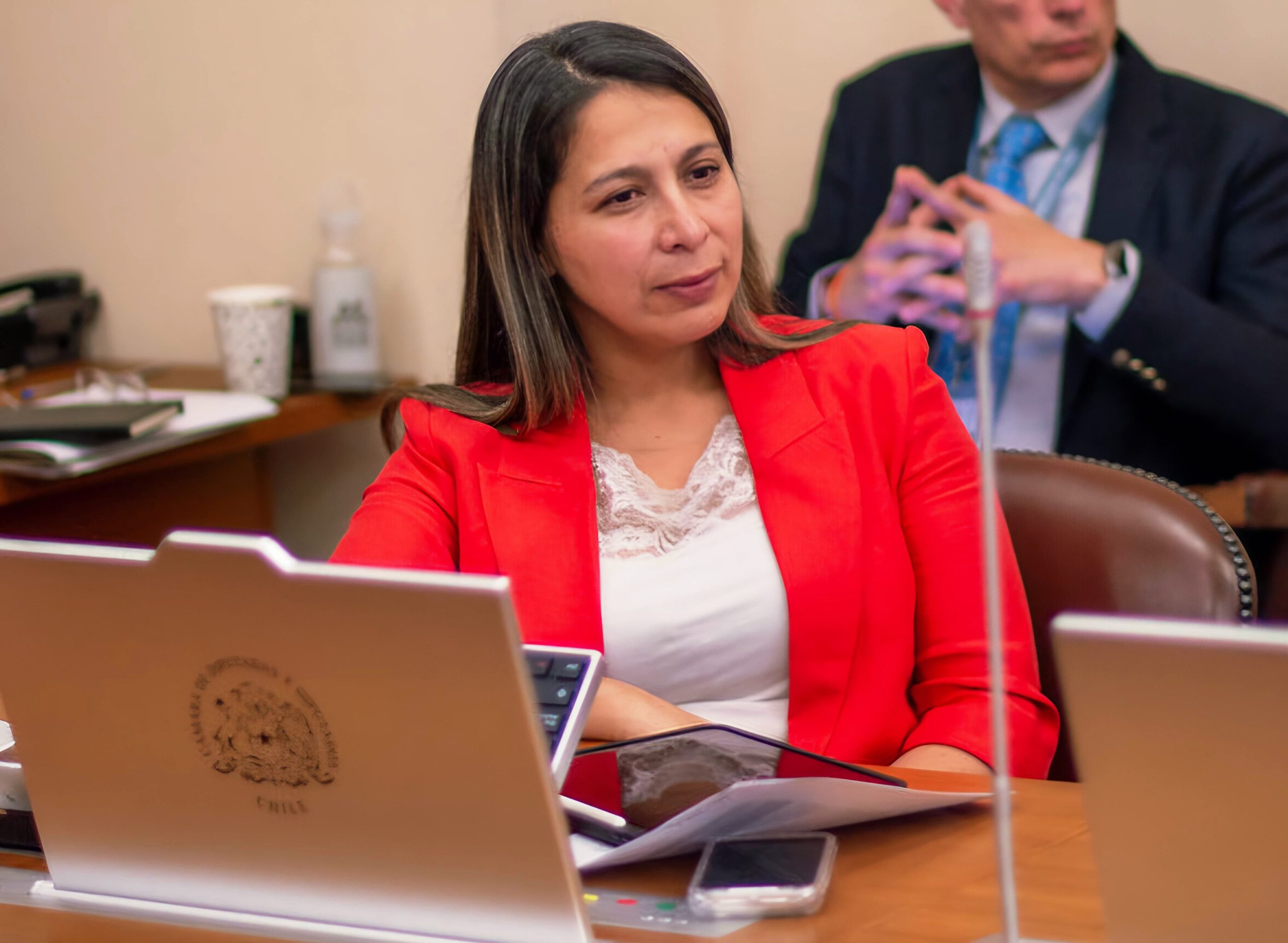 Basta de financiar un organismo que protege delincuentes: diputada Muñoz exige cerrar el INDH