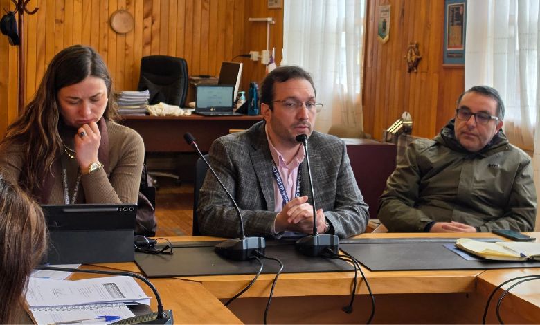 Servicio de Salud Chiloé compromete apoyo para fortalecer la atención en Queilen
