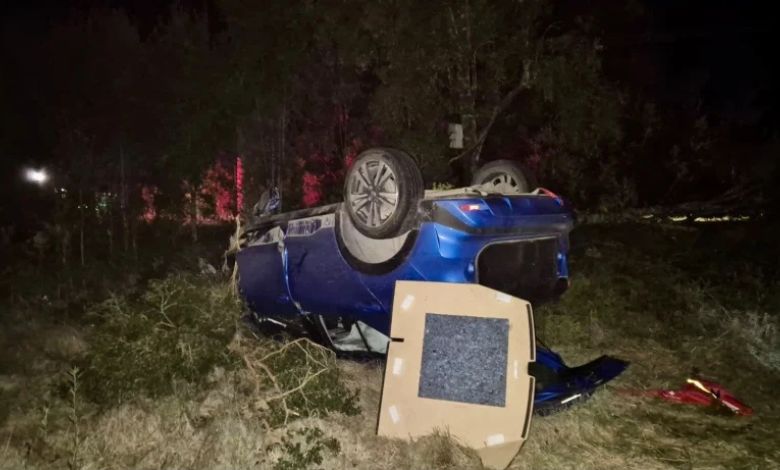 Tres accidentes dejan dos vehículos volcados y dos personas lesionadas en Puerto Montt