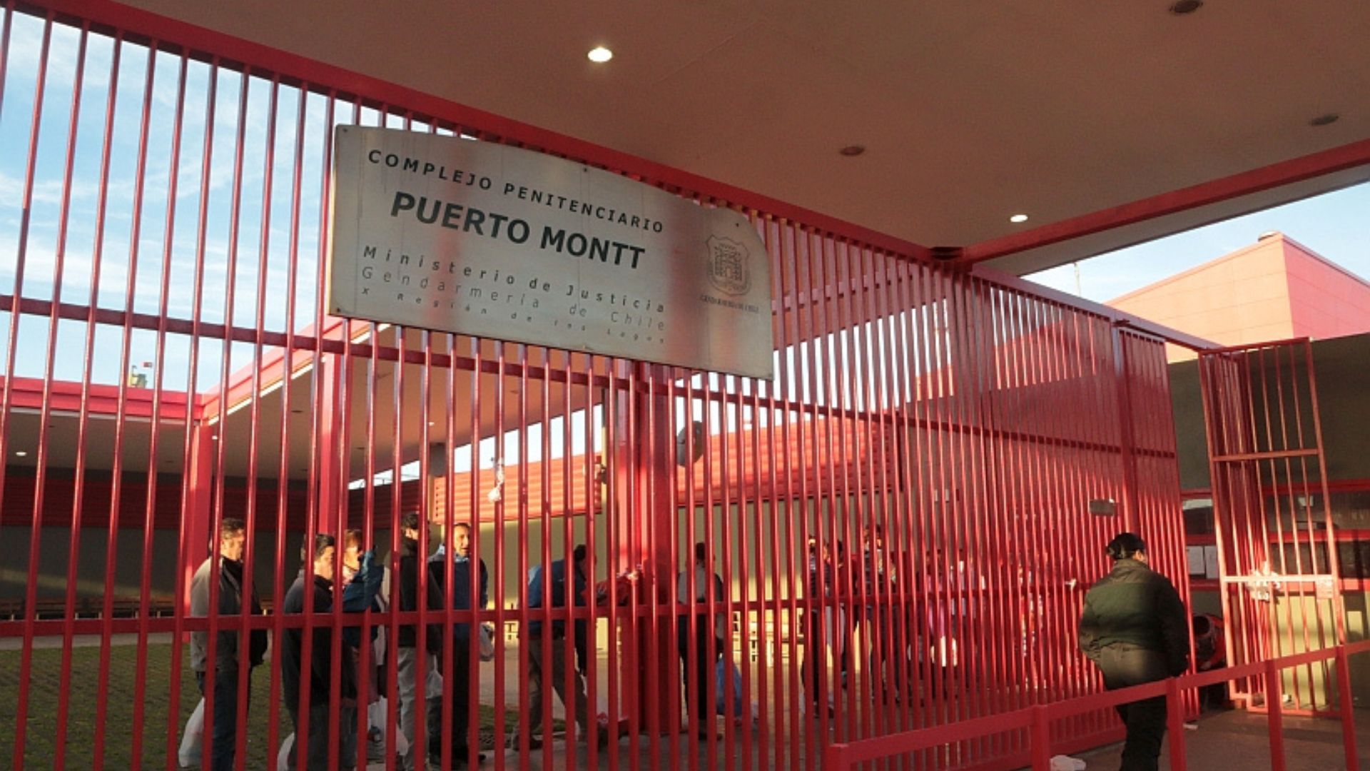 Brote gastrointestinal afecta a 69 personas al interior de cárcel Alto Bonito