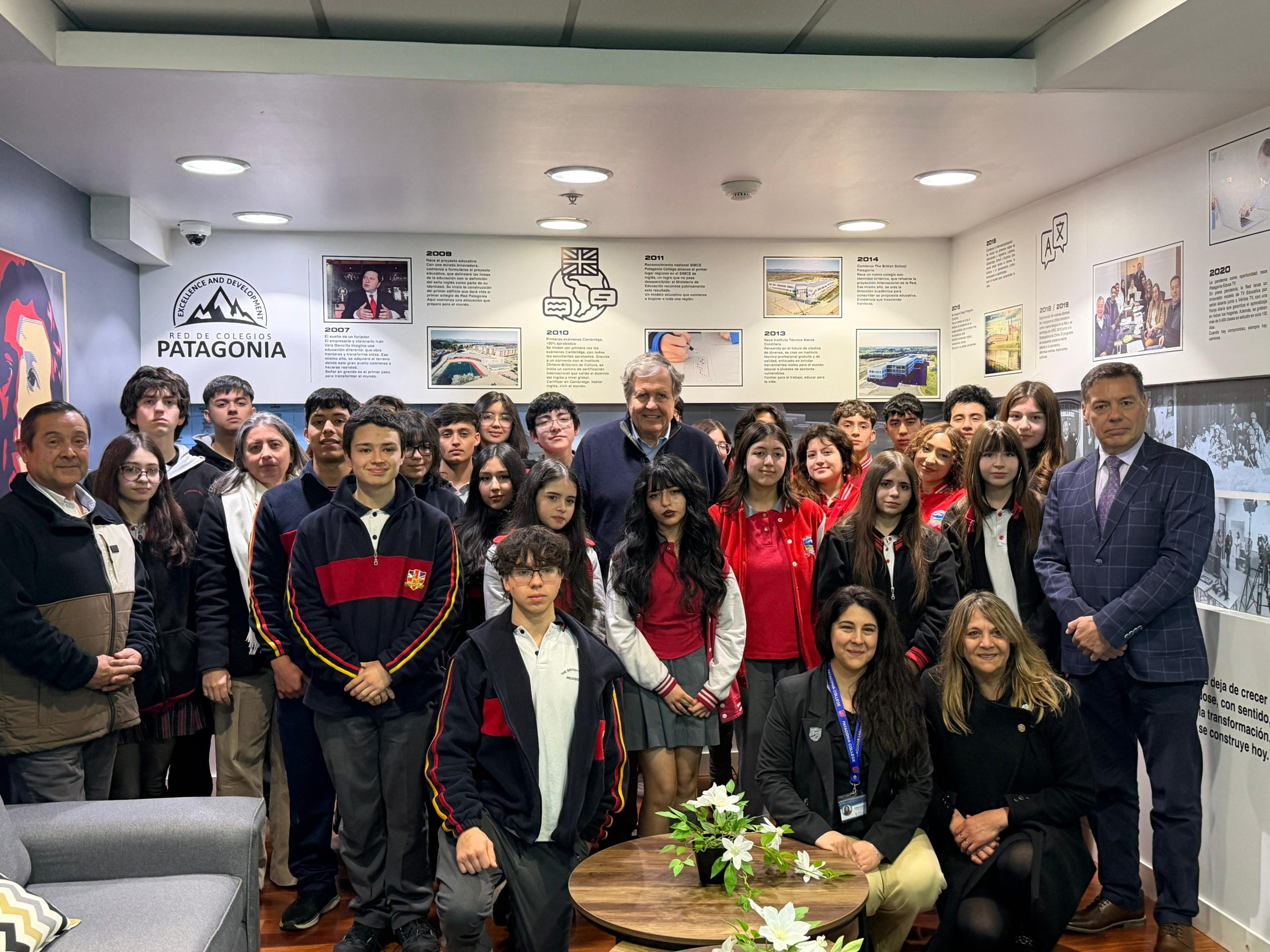 Presidente de SalmonChile abordó con estudiantes de la Red de Colegios Patagonia los desafíos y oportunidades del mar