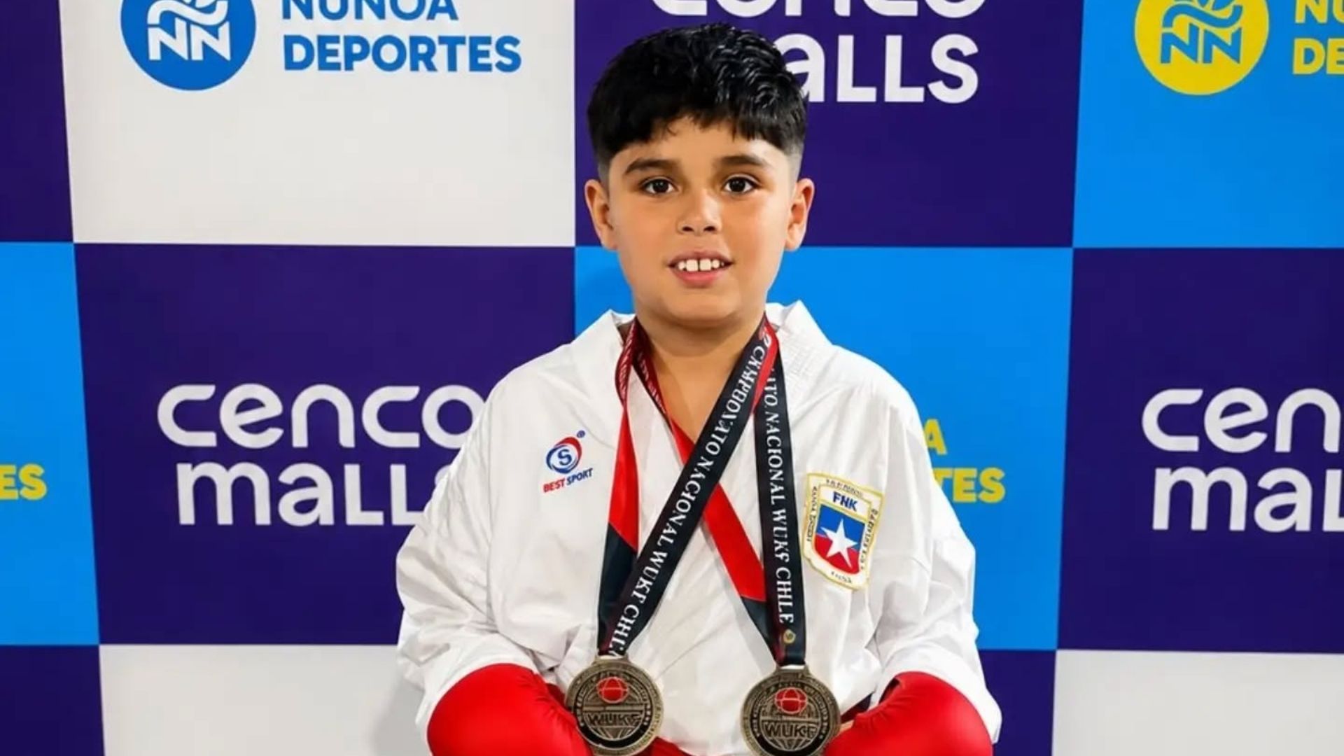 Joven karateca de Chiloé se corona campeón en dos categorías y clasifica al Mundial de Roma 2027